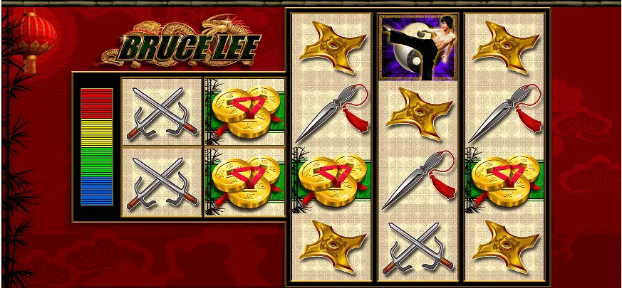 Bruce Lee Online Spielautomat von WMS Screenshot des Bruce-Lee-Spielautomaten von WMS mit Walzen, die Symbole wie Nunchaku, Goldmünzen, Shuriken und Bruce Lee in einer Kickpose zeigen.